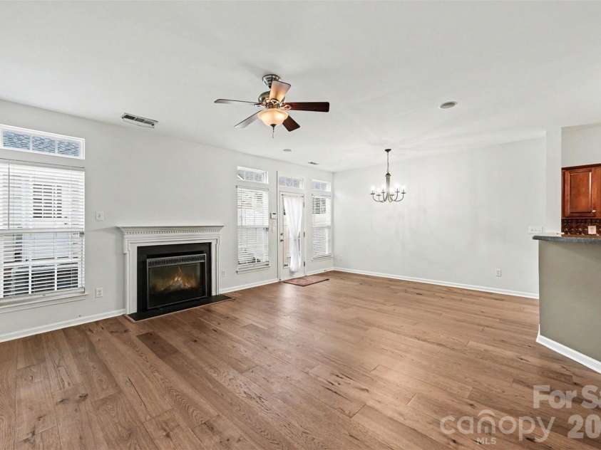 19362 Makayla Lane, Cornelius, NC 28031.  MLS# CAR4381286, YatesRealty ID 25378. 