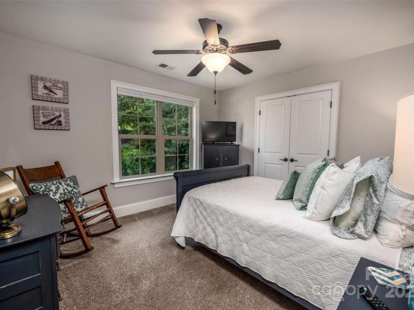 4017 Halyard Drive, Denver, NC 28037.  MLS# CAR4268992, YatesRealty ID 25379. Guest room
