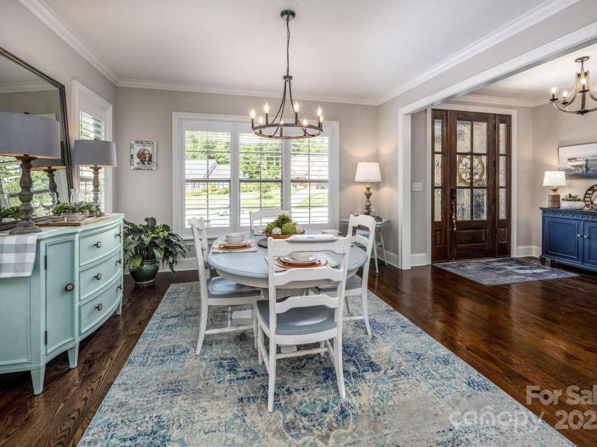 4017 Halyard Drive, Denver, NC 28037.  MLS# CAR4325753, YatesRealty ID 25379. Lots of natural light