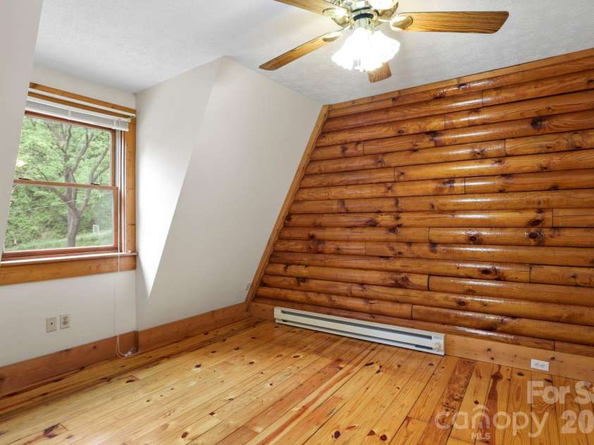 5 Rustic Ridge Drive, Candler, NC 28715.  MLS# CAR4379747, YatesRealty ID 25379. Bedroom #2