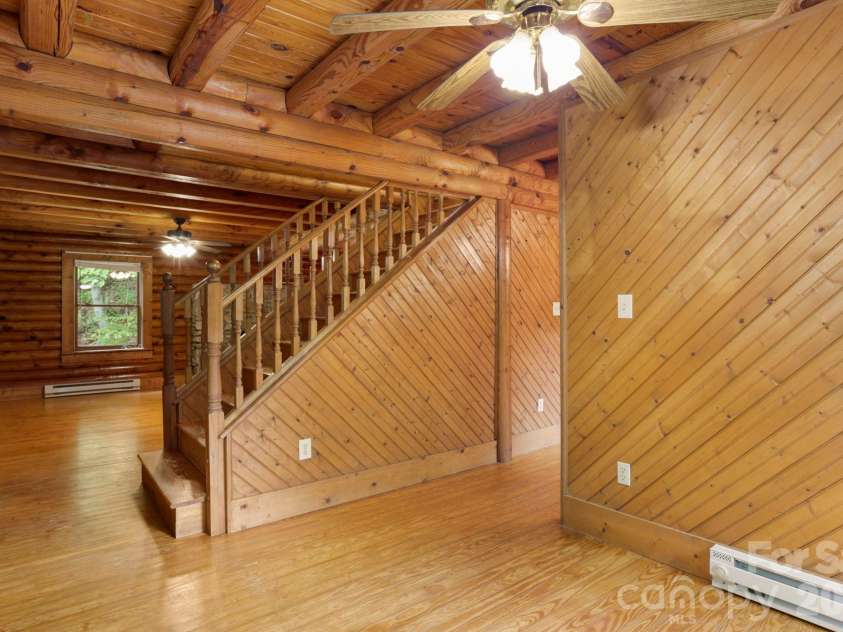 5 Rustic Ridge Drive, Candler, NC 28715.  MLS# CAR4379747, YatesRealty ID 25379. Dining area