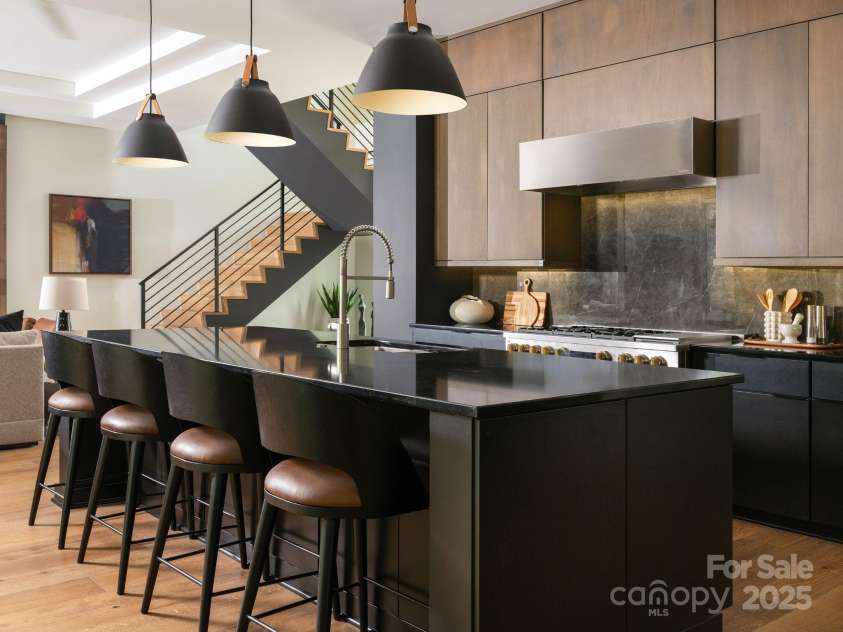 116 Hunt Camp Trail, Davidson, NC 28036.  MLS# CAR4205706, YatesRealty ID 2538. Kitchen