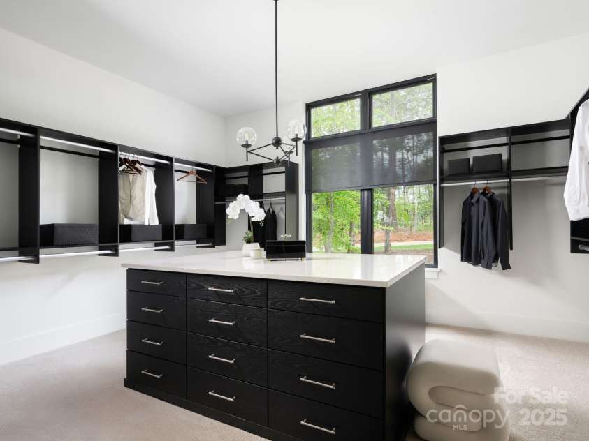 116 Hunt Camp Trail, Davidson, NC 28036.  MLS# CAR4205706, YatesRealty ID 2538. Primary Closet