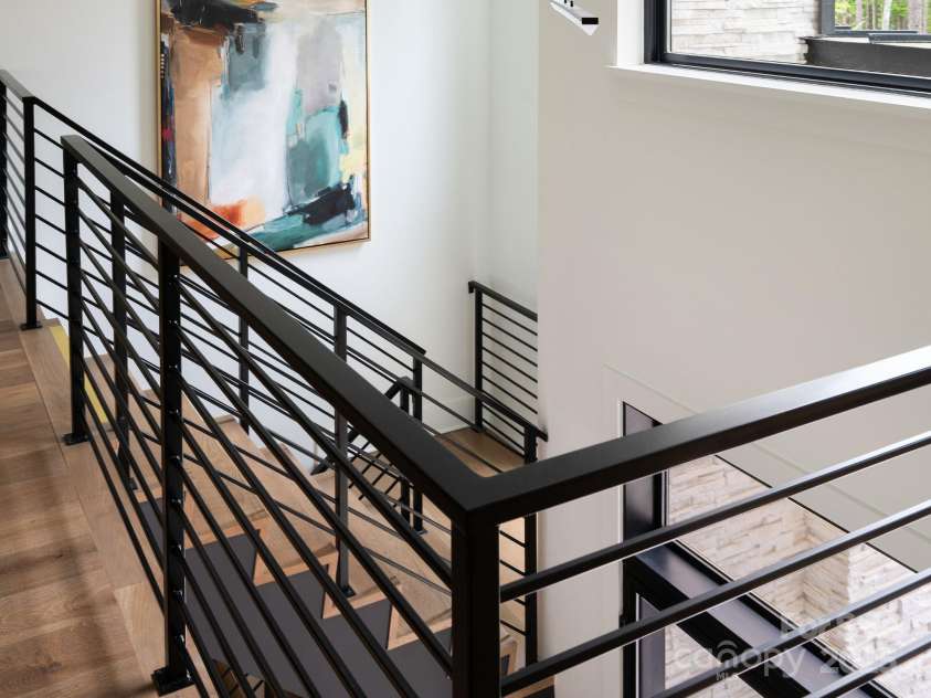 116 Hunt Camp Trail, Davidson, NC 28036.  MLS# CAR4205706, YatesRealty ID 2538. Two-Story Foyer Overlook