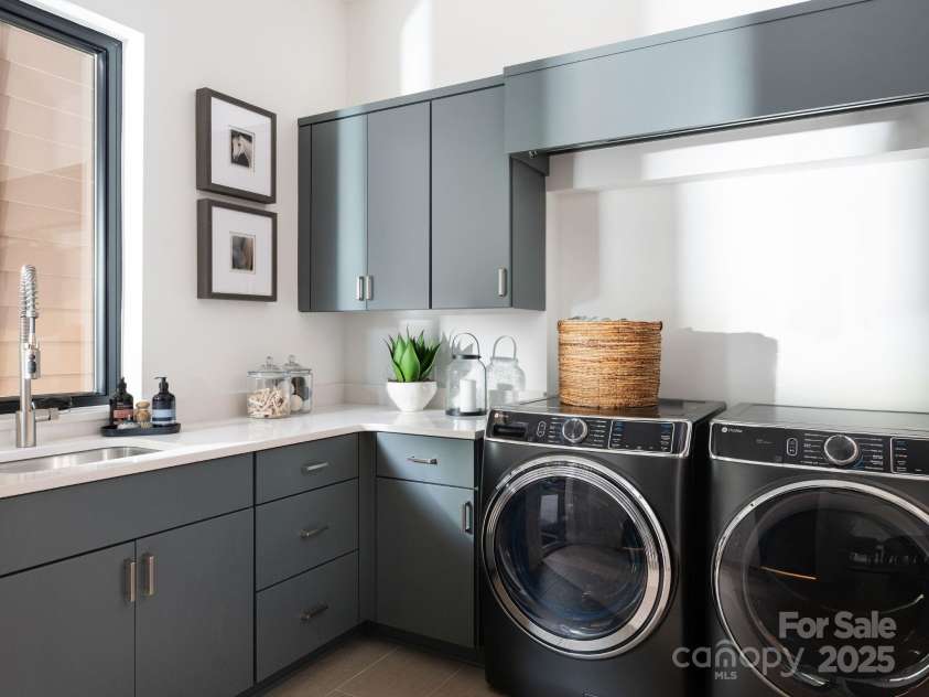 116 Hunt Camp Trail, Davidson, NC 28036.  MLS# CAR4205706, YatesRealty ID 2538. Utility Room