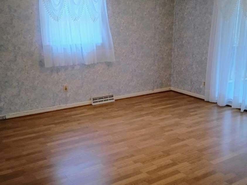 141 Justice Drive, Rutherfordton, NC 28139.  MLS# CAR4328516, YatesRealty ID 2538. Master Bedroom with walk-out covered deck
