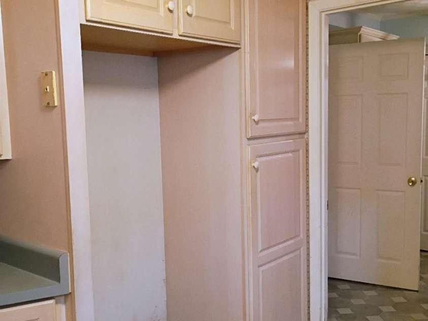 141 Justice Drive, Rutherfordton, NC 28139.  MLS# CAR4328516, YatesRealty ID 2538. More cabinets