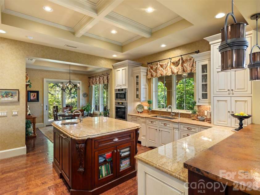 5 Rock Vista Way, Arden, NC 28704.  MLS# CAR4312341, YatesRealty ID 25380. 