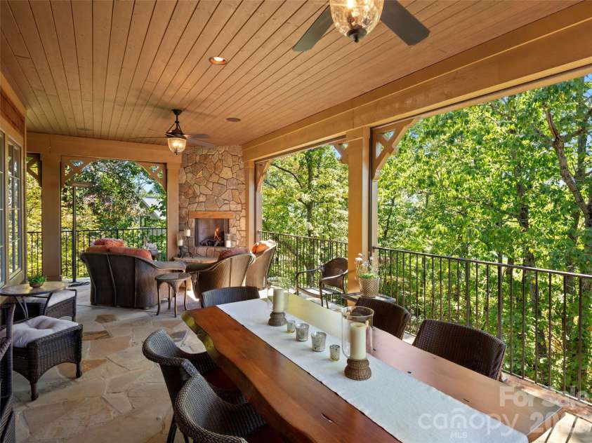 5 Rock Vista Way, Arden, NC 28704.  MLS# CAR4312341, YatesRealty ID 25380. 