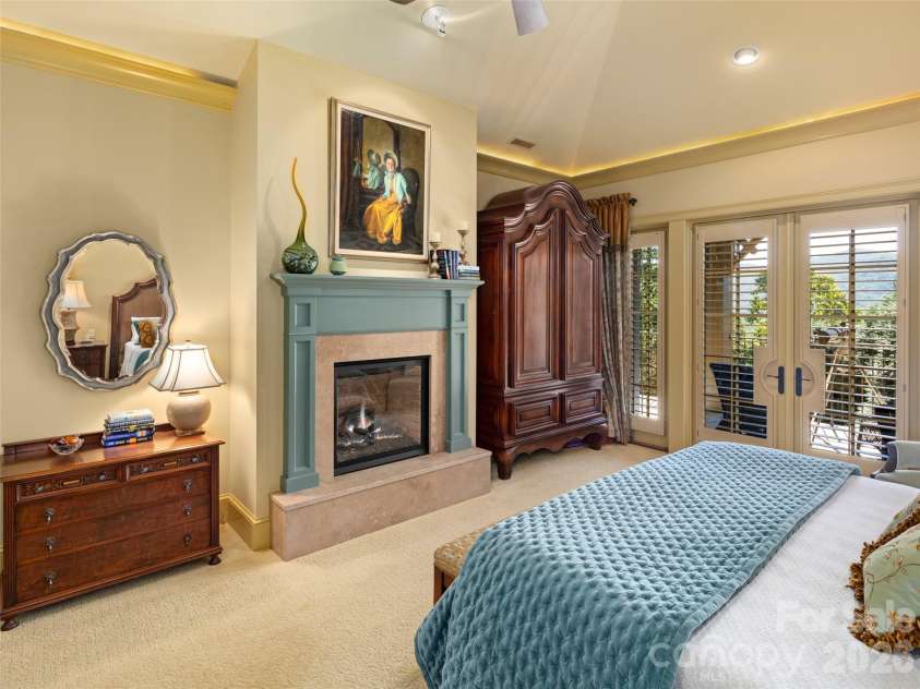 5 Rock Vista Way, Arden, NC 28704.  MLS# CAR4312341, YatesRealty ID 25380. 
