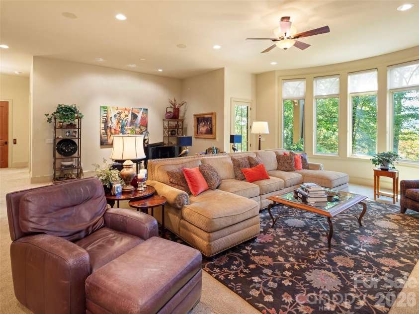 5 Rock Vista Way, Arden, NC 28704.  MLS# CAR4312341, YatesRealty ID 25380. 