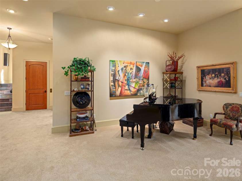 5 Rock Vista Way, Arden, NC 28704.  MLS# CAR4312341, YatesRealty ID 25380. 
