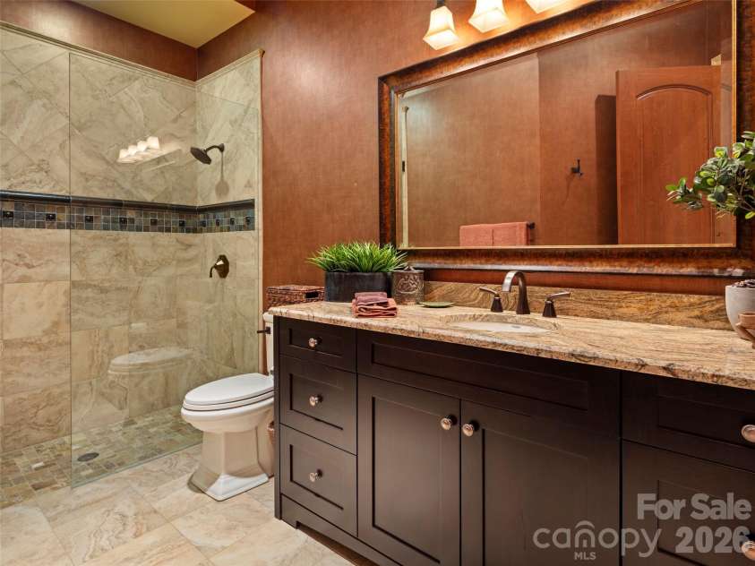 5 Rock Vista Way, Arden, NC 28704.  MLS# CAR4312341, YatesRealty ID 25380. 