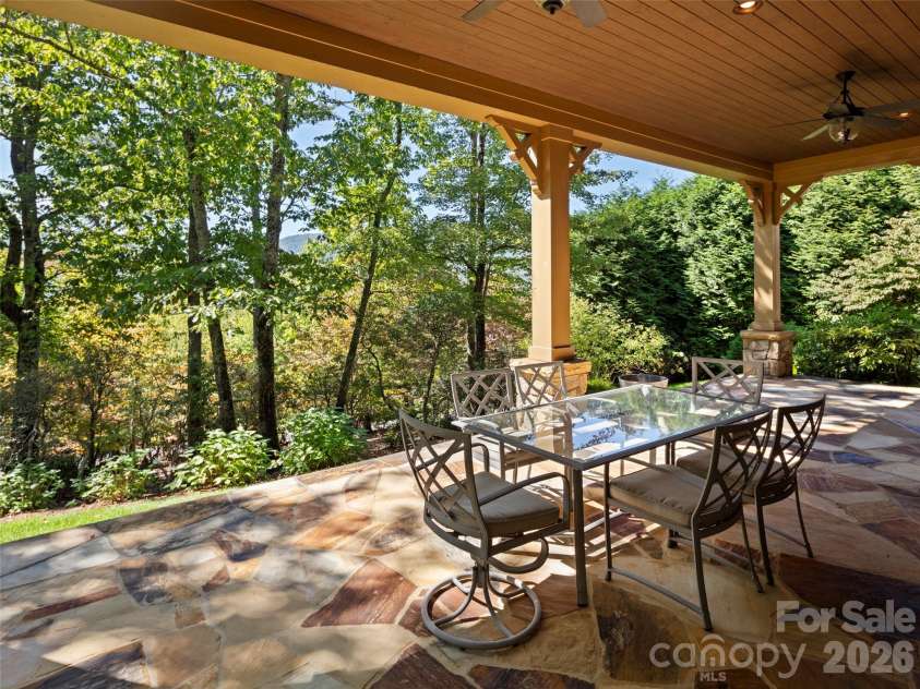 5 Rock Vista Way, Arden, NC 28704.  MLS# CAR4312341, YatesRealty ID 25380. 