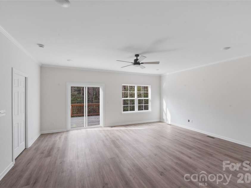 1555 Riverview Circle, Fort Lawn, SC 29714.  MLS# CAR4349349, YatesRealty ID 25381. 