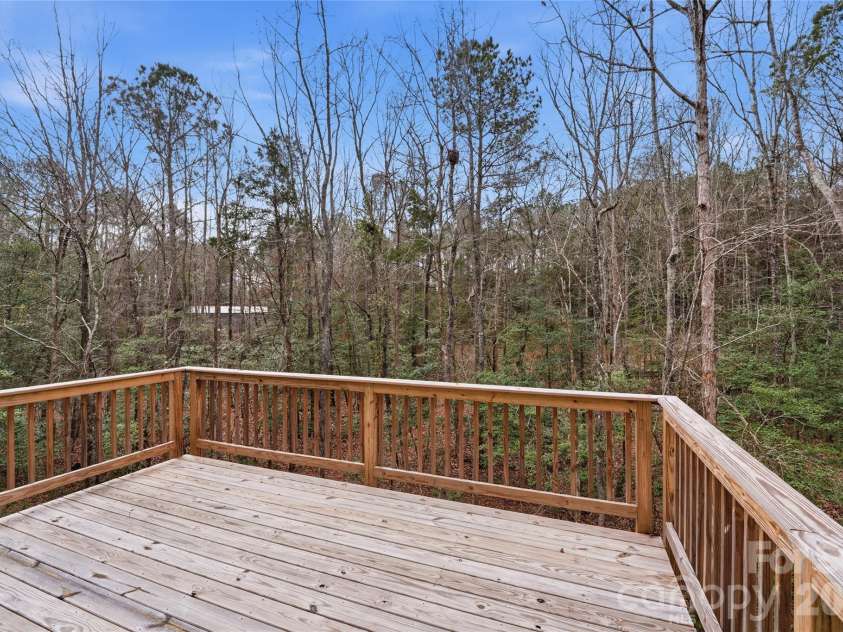 1555 Riverview Circle, Fort Lawn, SC 29714.  MLS# CAR4349349, YatesRealty ID 25381. 