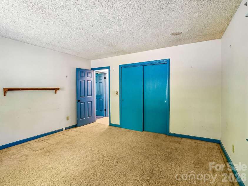 114 Overlook Road, Asheville, NC 28803.  MLS# CAR4385234, YatesRealty ID 25384. 