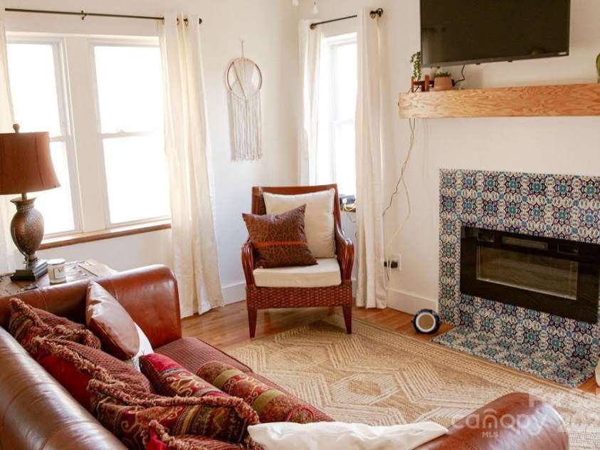 355 Walnut Avenue, Spruce Pine, NC 28777.  MLS# CAR4280566, YatesRealty ID 25385. 