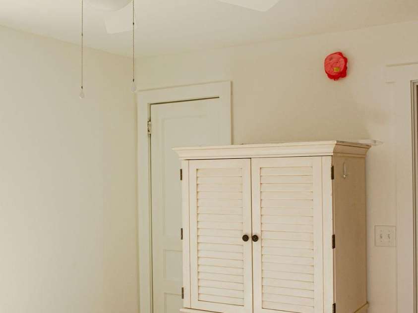 355 Walnut Avenue, Spruce Pine, NC 28777.  MLS# CAR4280566, YatesRealty ID 25385. 