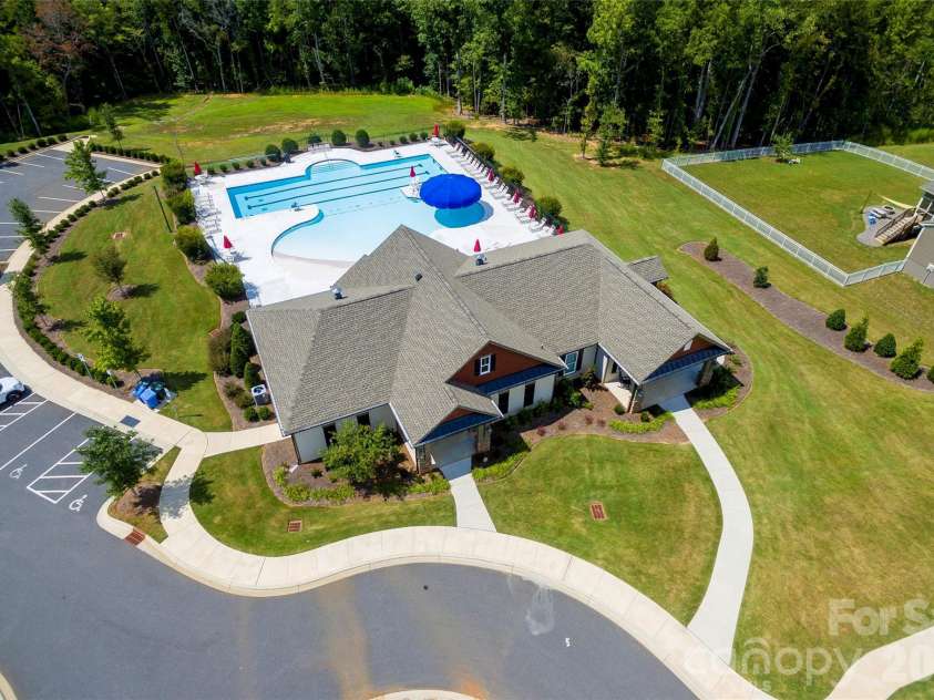 2009 Trading Path Lane, Waxhaw, NC 28173.  MLS# CAR4373894, YatesRealty ID 25386. 
