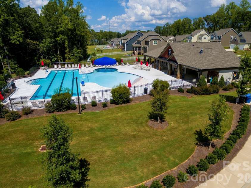 2009 Trading Path Lane, Waxhaw, NC 28173.  MLS# CAR4373894, YatesRealty ID 25386. 