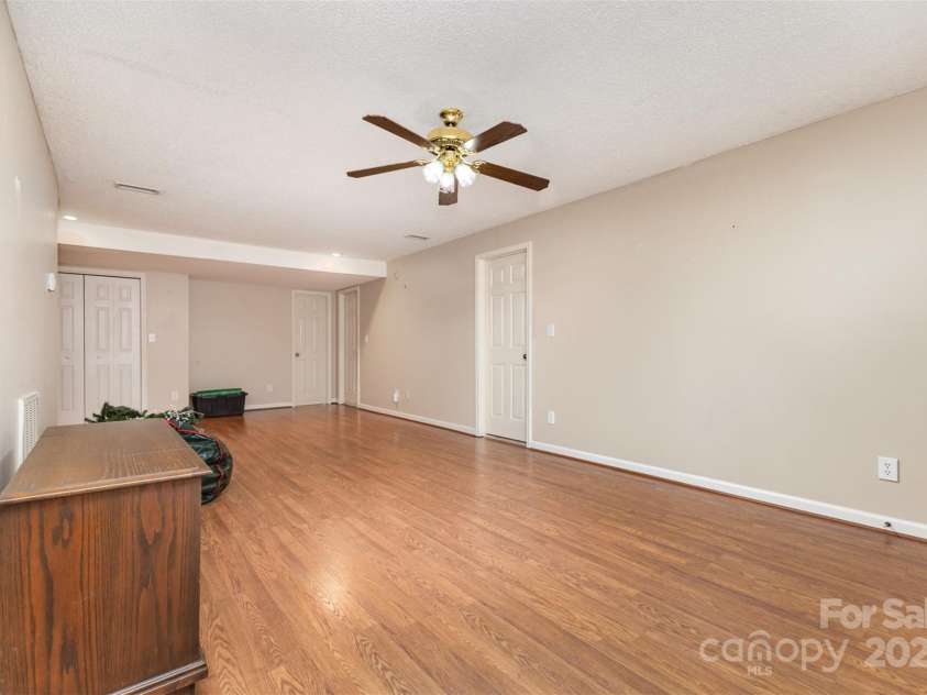 101 Citation Lane, Gastonia, NC 28056.  MLS# CAR4279144, YatesRealty ID 25388. 