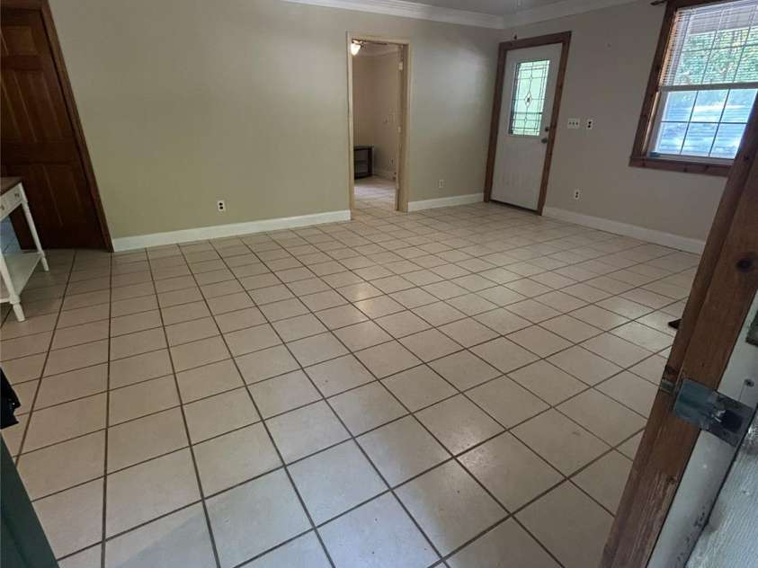 2051 Sutton Spring Road, York, SC 29745.  MLS# CAR4383938, YatesRealty ID 25388. Great room from front door