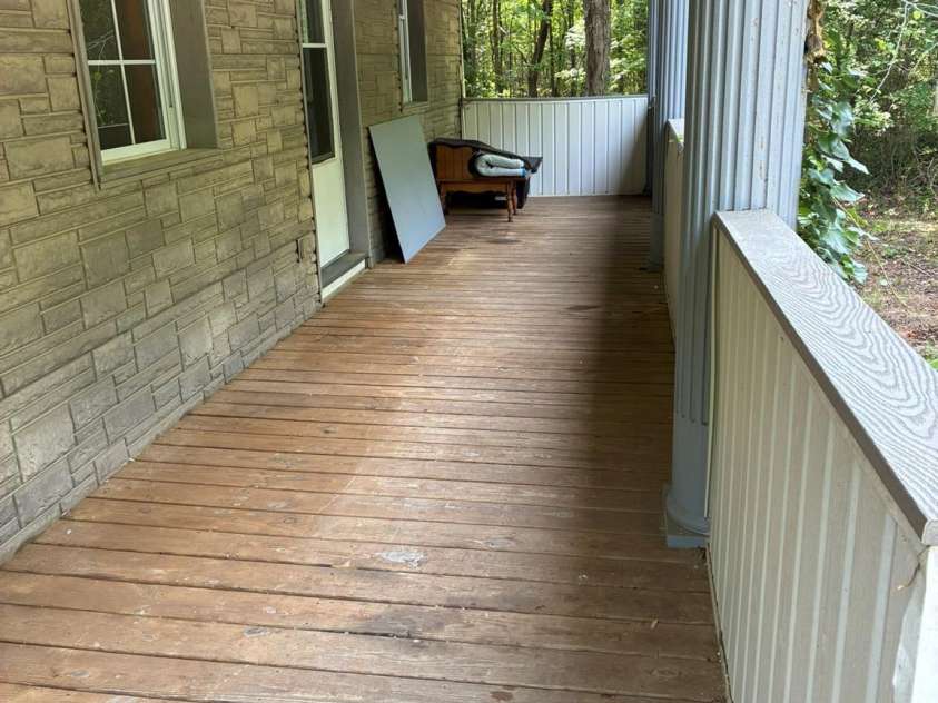 2051 Sutton Spring Road, York, SC 29745.  MLS# CAR4383938, YatesRealty ID 25388. Side porch