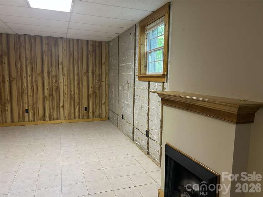 2051 Sutton Spring Road, York, SC 29745.  MLS# CAR4383938, YatesRealty ID 25388. Unfinished basement