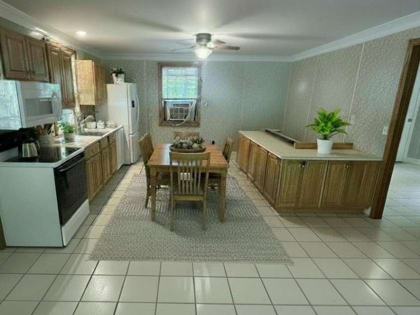 2051 Sutton Spring Road, York, SC 29745.  MLS# CAR4383938, YatesRealty ID 25388. VIRTUALLY STAGED Kitchen
