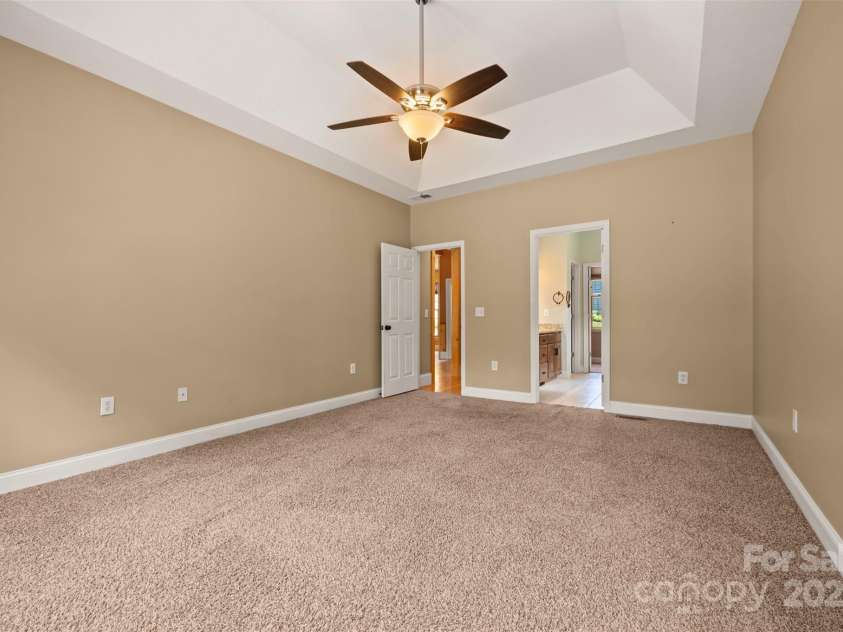 60 Bridge Lane, Tryon, NC 28782.  MLS# CAR4280439, YatesRealty ID 25389. 