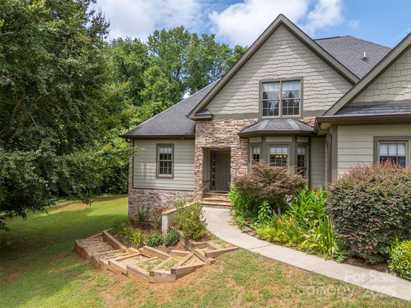 60 Bridge Lane, Tryon, NC 28782.  MLS# CAR4280439, YatesRealty ID 25389. 