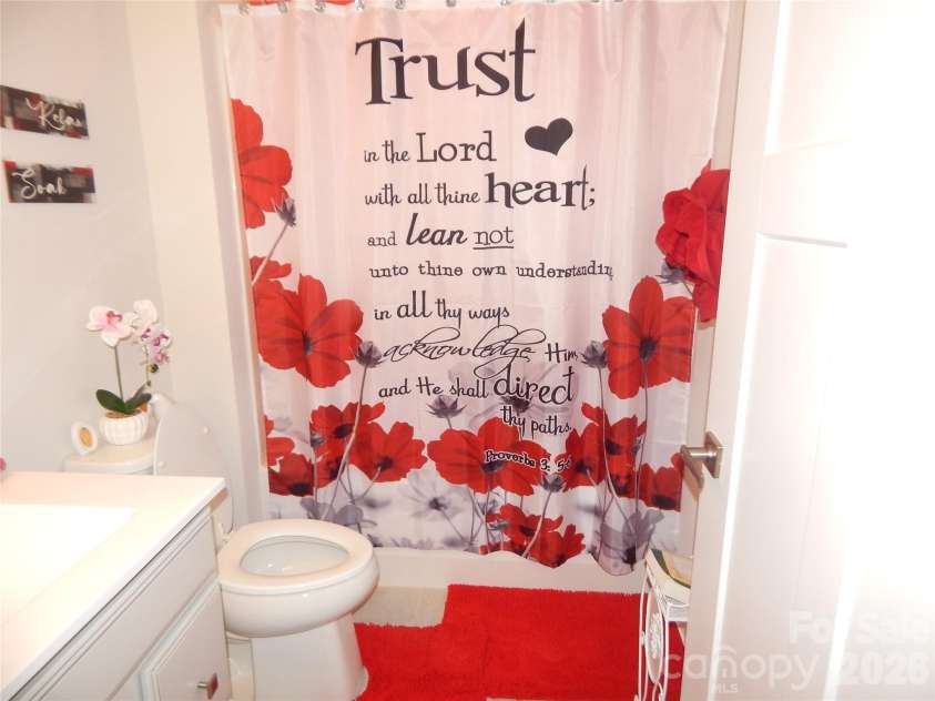 330 Damask Drive, Lancaster, SC 29720.  MLS# CAR4337374, YatesRealty ID 2539. 