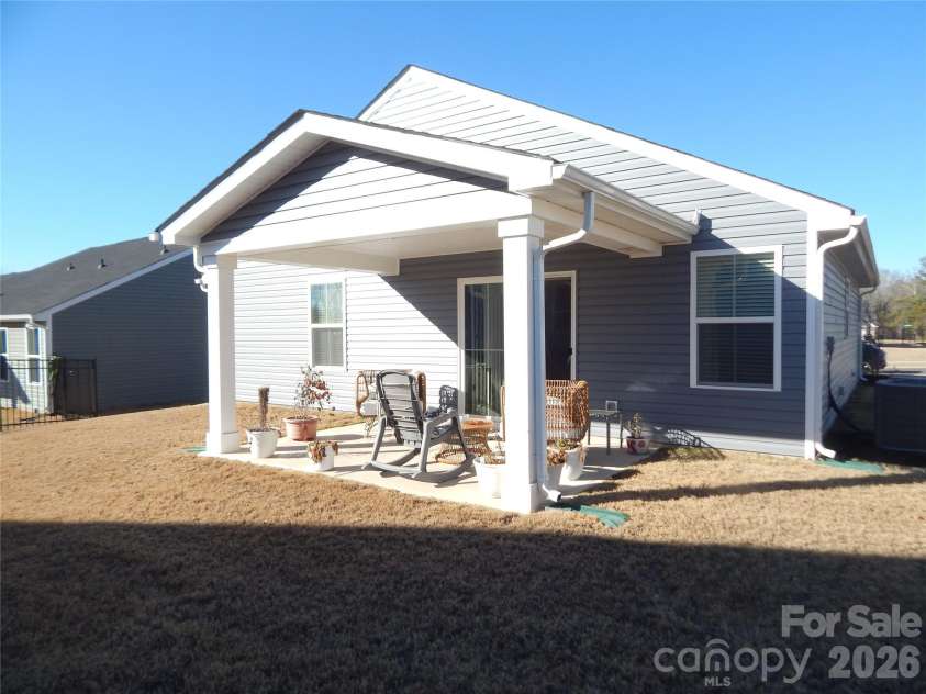 330 Damask Drive, Lancaster, SC 29720.  MLS# CAR4337374, YatesRealty ID 2539. 