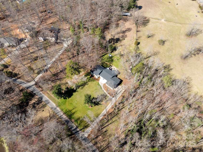 534 Kirby Lane, Matthews, NC 28104.  MLS# CAR4229062, YatesRealty ID 2539. 