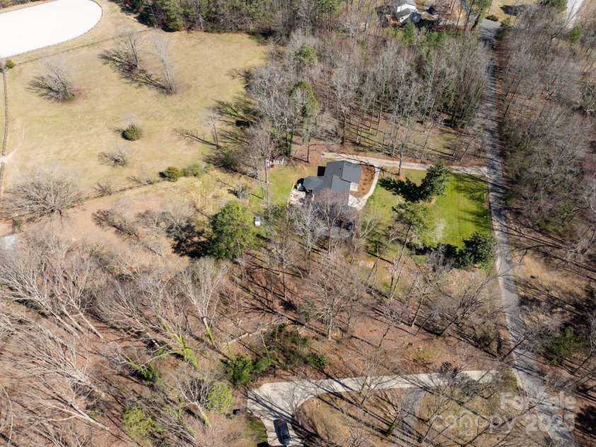 534 Kirby Lane, Matthews, NC 28104.  MLS# CAR4229062, YatesRealty ID 2539. 