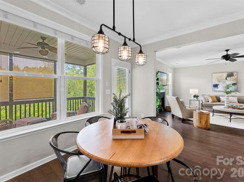 751 Waterford Glen Way, Rock Hill, SC 29730.  MLS# CAR4357653, YatesRealty ID 25390. Breakfast area