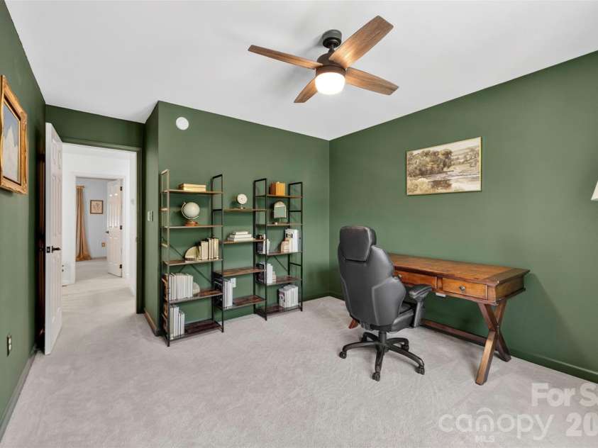 7618 Wingmont Drive, Charlotte, NC 28269.  MLS# CAR4382505, YatesRealty ID 25391. Office/Bedroom 4