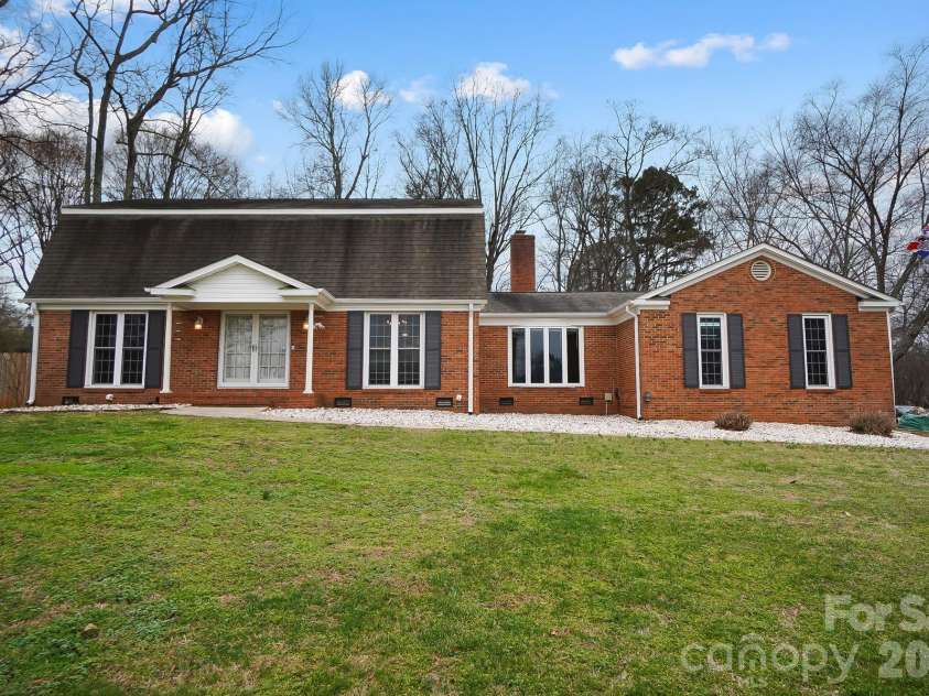 5637 Lebanon Road, Mint Hill, NC 28227.  MLS# CAR4346782, YatesRealty ID 25392. 