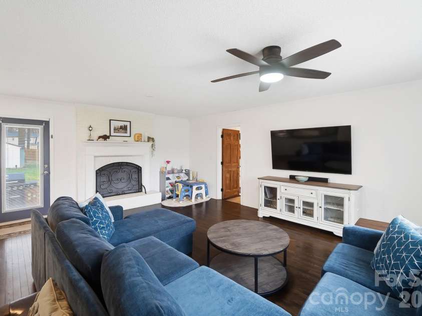 5637 Lebanon Road, Mint Hill, NC 28227.  MLS# CAR4346782, YatesRealty ID 25392. 