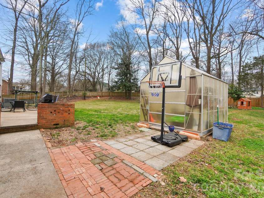 5637 Lebanon Road, Mint Hill, NC 28227.  MLS# CAR4346782, YatesRealty ID 25392. 