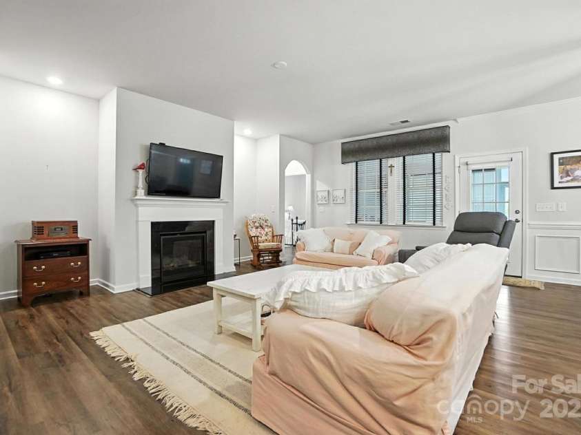 3297 Oliver Stanley Trail, Lancaster, SC 29720.  MLS# CAR4309738, YatesRealty ID 25393. 