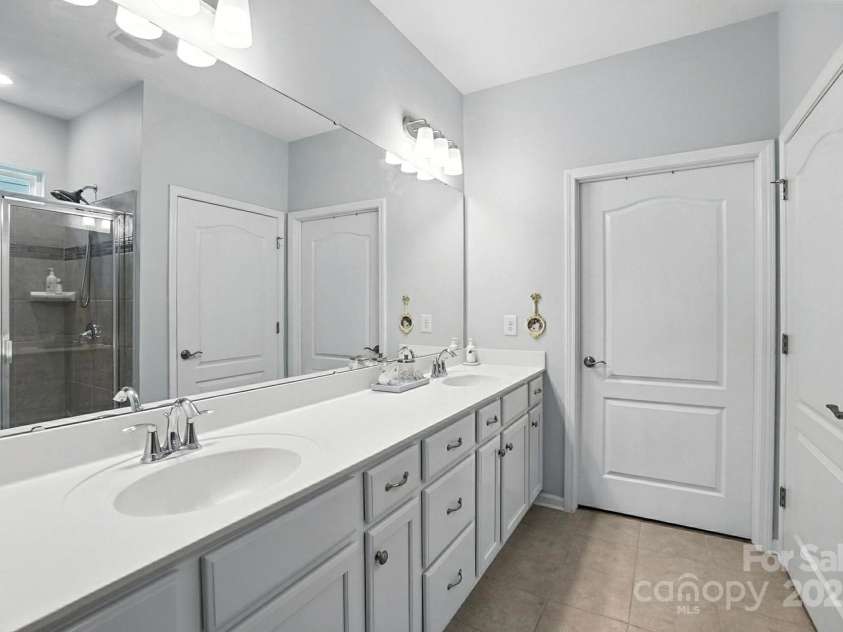 3297 Oliver Stanley Trail, Lancaster, SC 29720.  MLS# CAR4309738, YatesRealty ID 25393. 