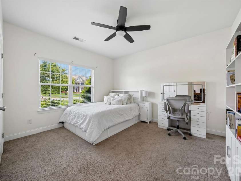 1006 Spring Rose Lane, Matthews, NC 28104.  MLS# CAR4382311, YatesRealty ID 25396. 