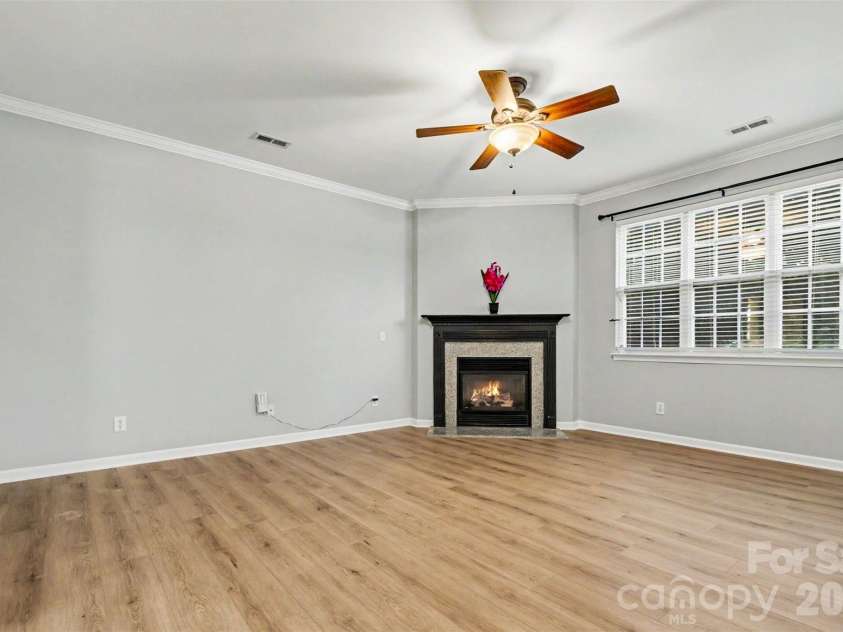 17507 Westmill Lane, Charlotte, NC 28277.  MLS# CAR4379996, YatesRealty ID 25398. 