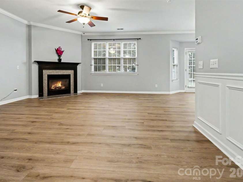17507 Westmill Lane, Charlotte, NC 28277.  MLS# CAR4379996, YatesRealty ID 25398. 