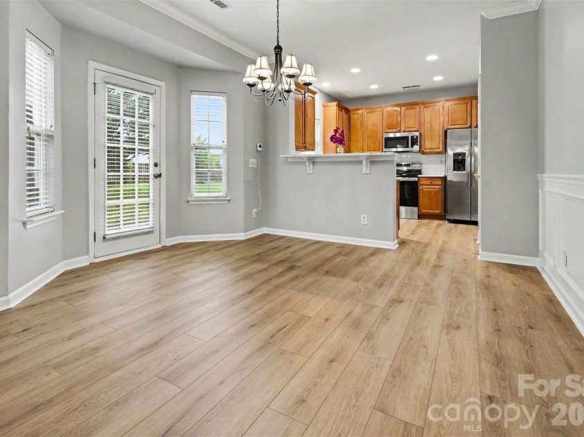 17507 Westmill Lane, Charlotte, NC 28277.  MLS# CAR4379996, YatesRealty ID 25398. 