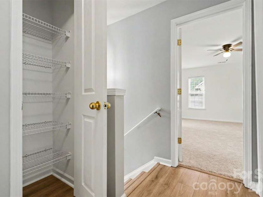 17507 Westmill Lane, Charlotte, NC 28277.  MLS# CAR4379996, YatesRealty ID 25398. 