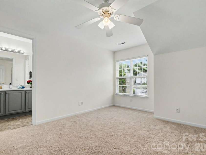 17507 Westmill Lane, Charlotte, NC 28277.  MLS# CAR4379996, YatesRealty ID 25398. 