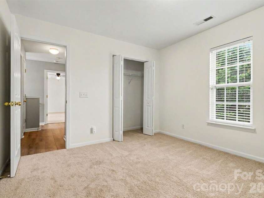 17507 Westmill Lane, Charlotte, NC 28277.  MLS# CAR4379996, YatesRealty ID 25398. 
